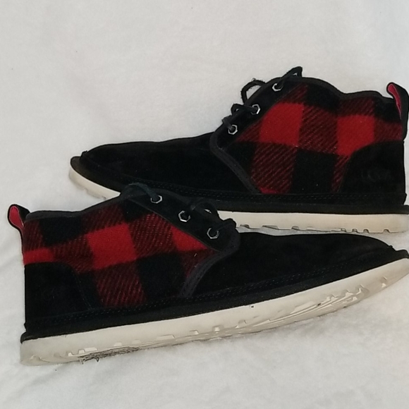 red uggs mens